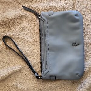 SIMPLY VERA Vera Wang Joyce Wristlet Stone Gray clearance